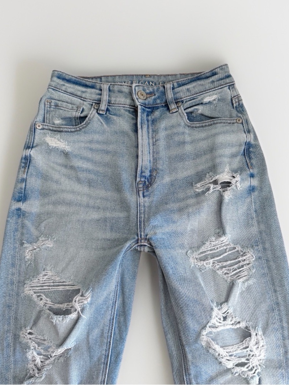 American Eagle Jeans Womens Size 00 Mom Blue Grunge Ripped Skinny Distressed
